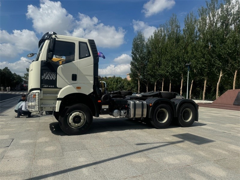 FAW Truck Head 3