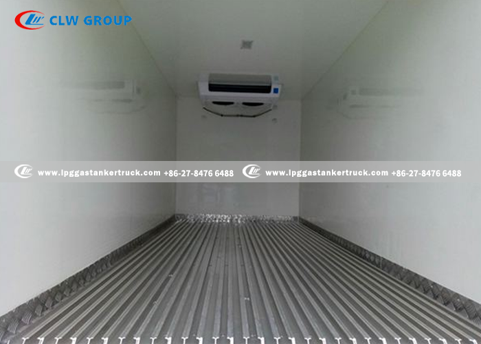 4floor ventilation slot