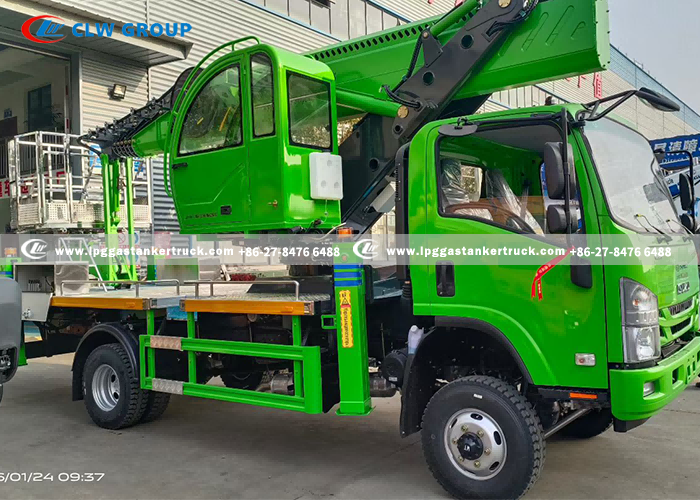 1ISUZU Aerial work platform with flying arm