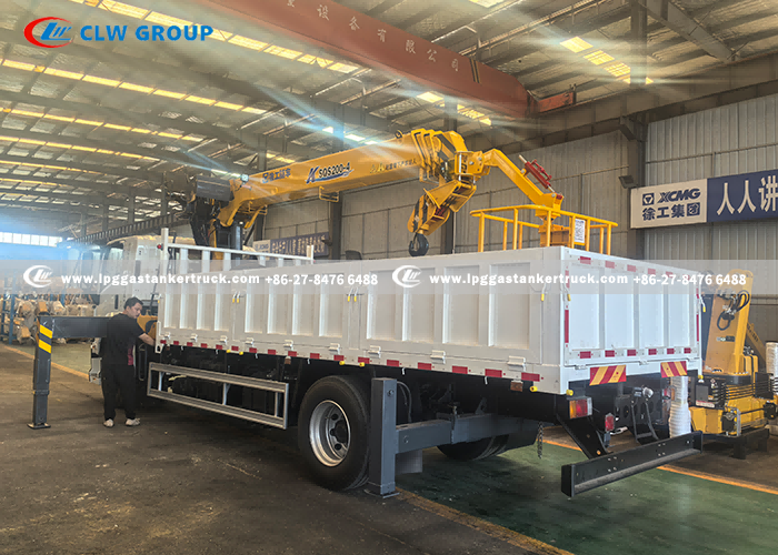 Philippines ISUZU 8Ton Truck Mounted Crane