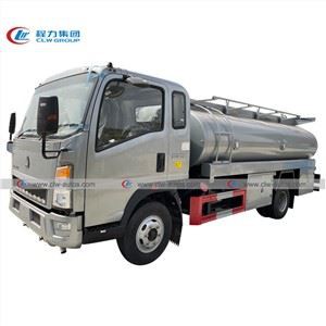 Right Hand Drive Howo 8Tons Oil Refueller Truck