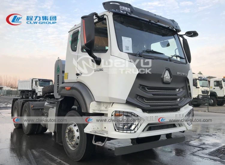 HOWOHOHAN 371HP 420HP Tractor truck with 1000L fuel tanker